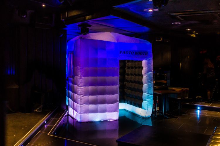 kee, photo booth, kee photographics, ash bosamia, 01895 464796, info@keephotographics.com