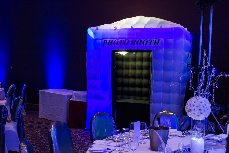 event designers, jacqui canny, photobooth, photo booth, beaumount house, old windsor, kee photographics, ash bosamia, 01895 464796, info@keephotographics.com